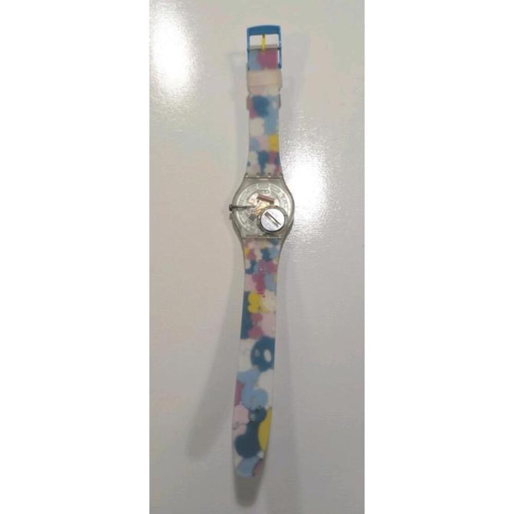 Swatch Kidrobot Love Song  Quartz Great Condition Water Resistant - Picture 8 of 9